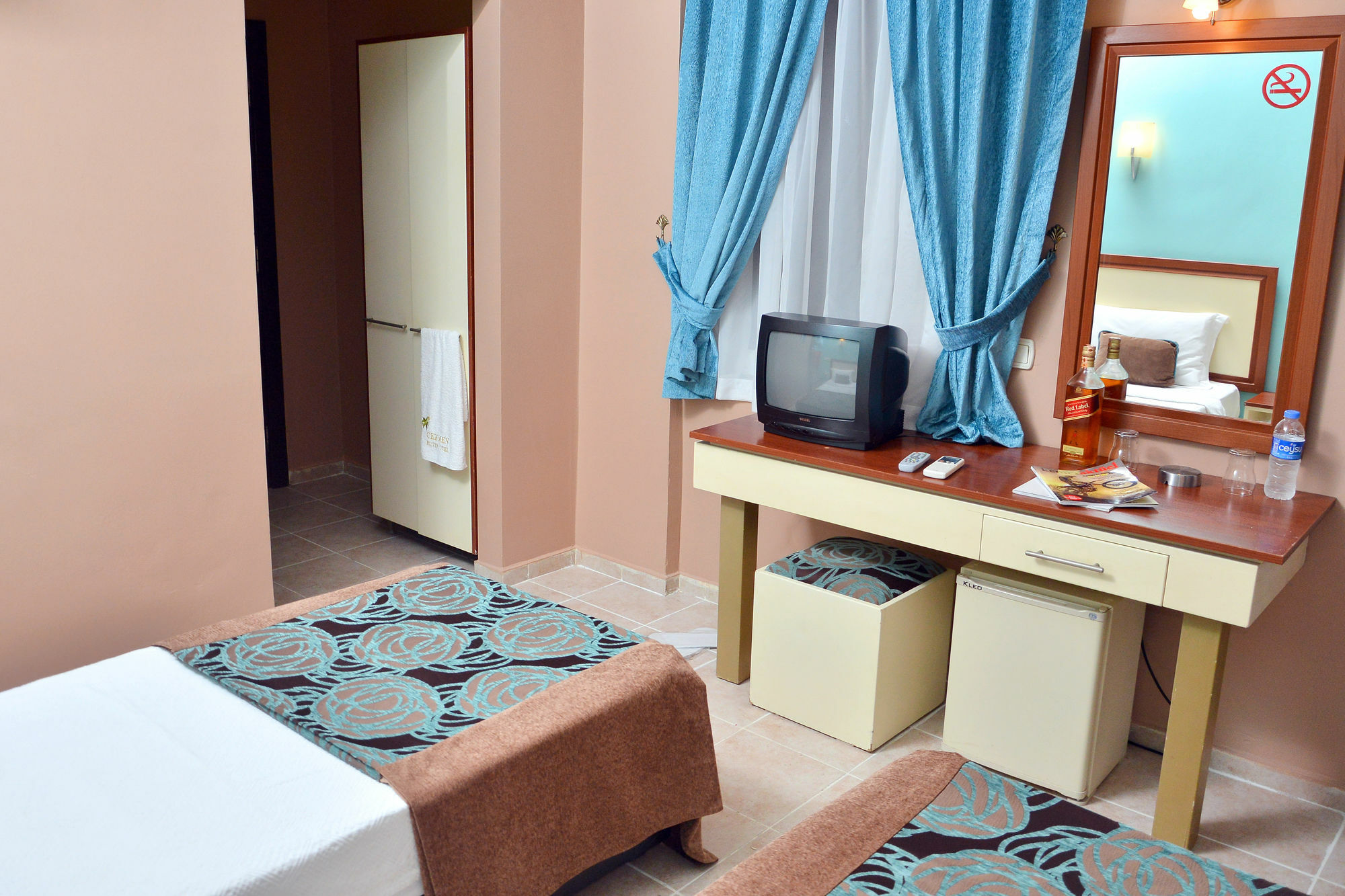Cekmen Hotel Кемер Екстериор снимка